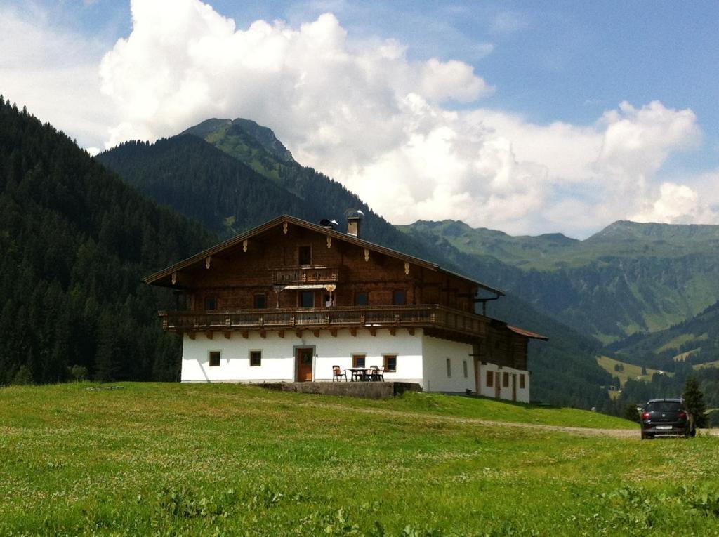 Alpenbauernhaus Vorderbrandthof Saalbach-Hinterglemm Ngoại thất bức ảnh